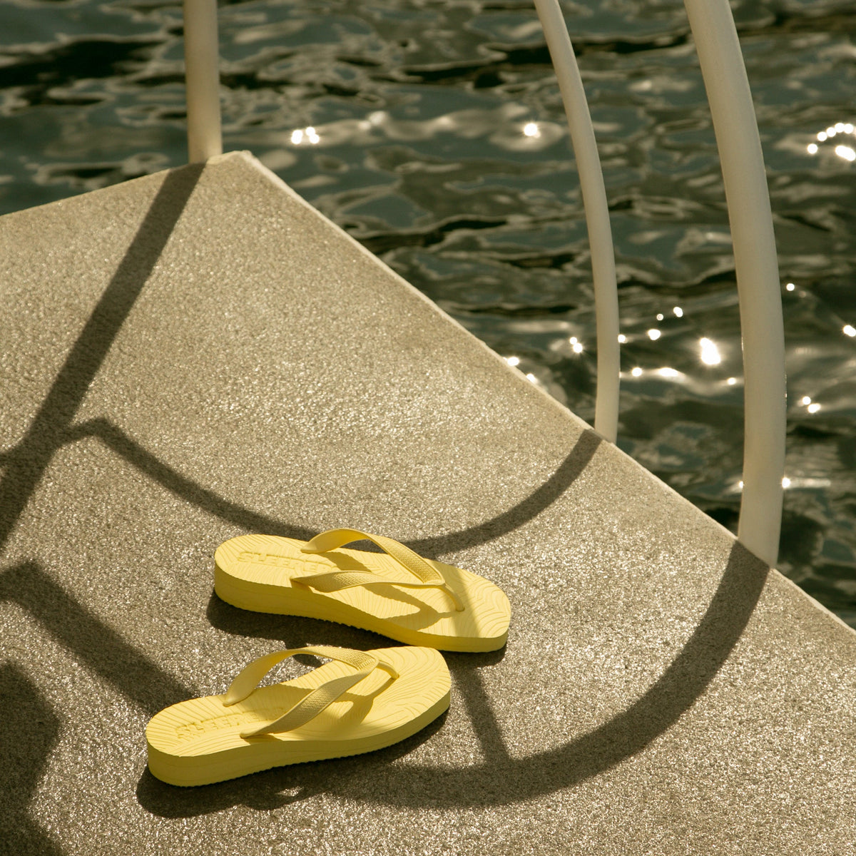 Tapered Platform Mellow Yellow Flip Flop – SLEEPERS EU